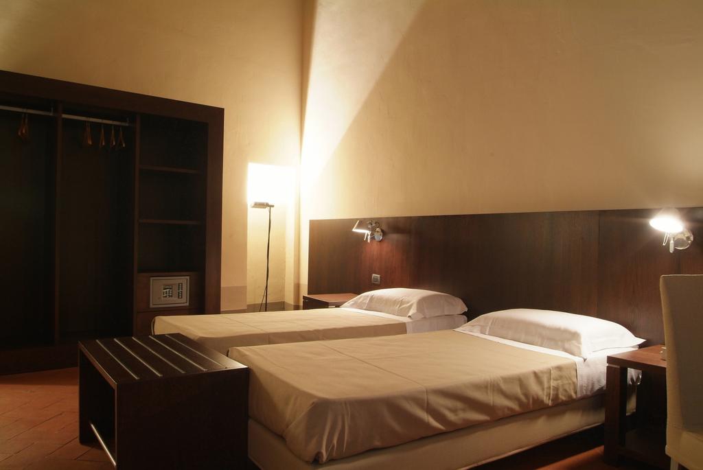 Dimora Storica Palazzo Puccini Bed & Breakfast Pistoia Cameră foto
