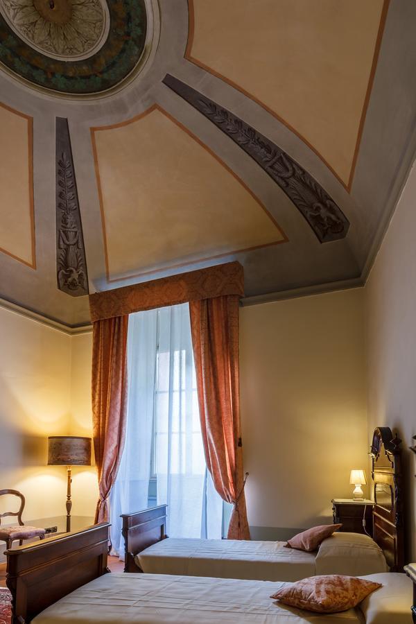 Dimora Storica Palazzo Puccini Bed & Breakfast Pistoia Exterior foto